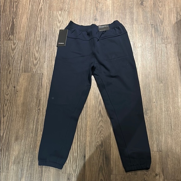 NWT Lululemon Navy Jogger Sweatpants Classic Fit - Picture 3 of 3